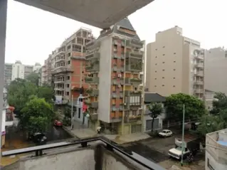 1 AMBIENTE AL FRENTE CON BALCON1 AMBIENTE AL FRENTE CON BALCON foto 1