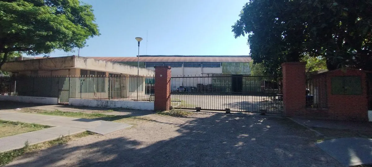 VENTA GALPONES EN AV. BELGRANO NORTE foto 2