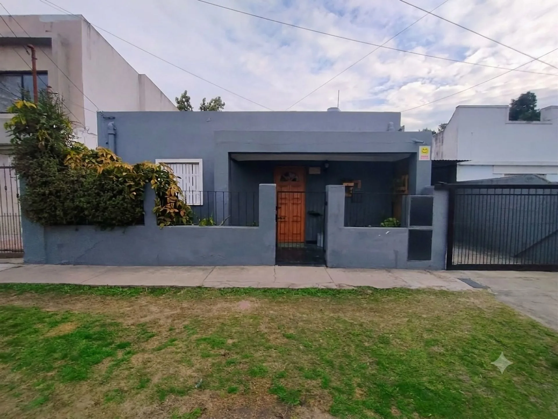 VENTA CASA MULTIFAMILIAR 4 AMB DON TORCUATO foto 2