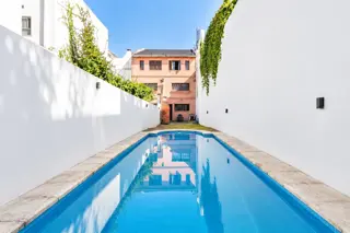 Oportunidad TRIPLEX!!! 5 AMB con PISCINA Y COCHERAS en Pque Chacabuco!! foto 2