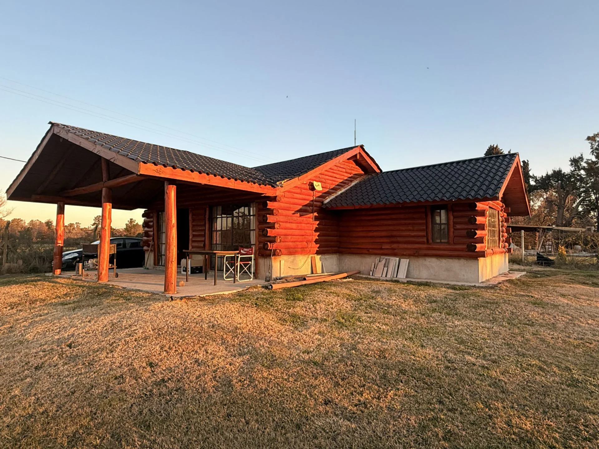 Cabaña con lote de 2230m² en Exaltación de la Cruz