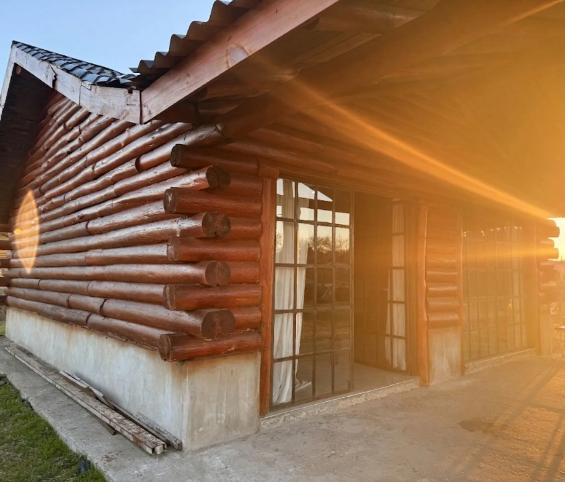 Cabaña con lote de 2230m² en Exaltación de la Cruz foto 5