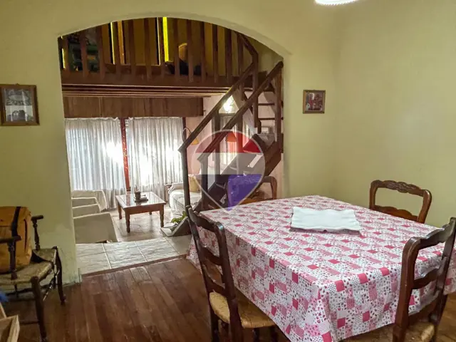 VENTA CASA LOTE PROPIO EX-MUNICIPAL-LINIERS
