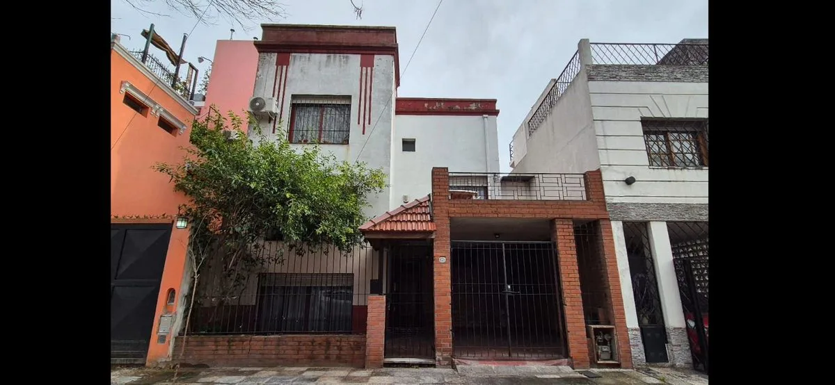 VENTA CASA LOTE PROPIO EX-MUNICIPAL-LINIERS foto 2
