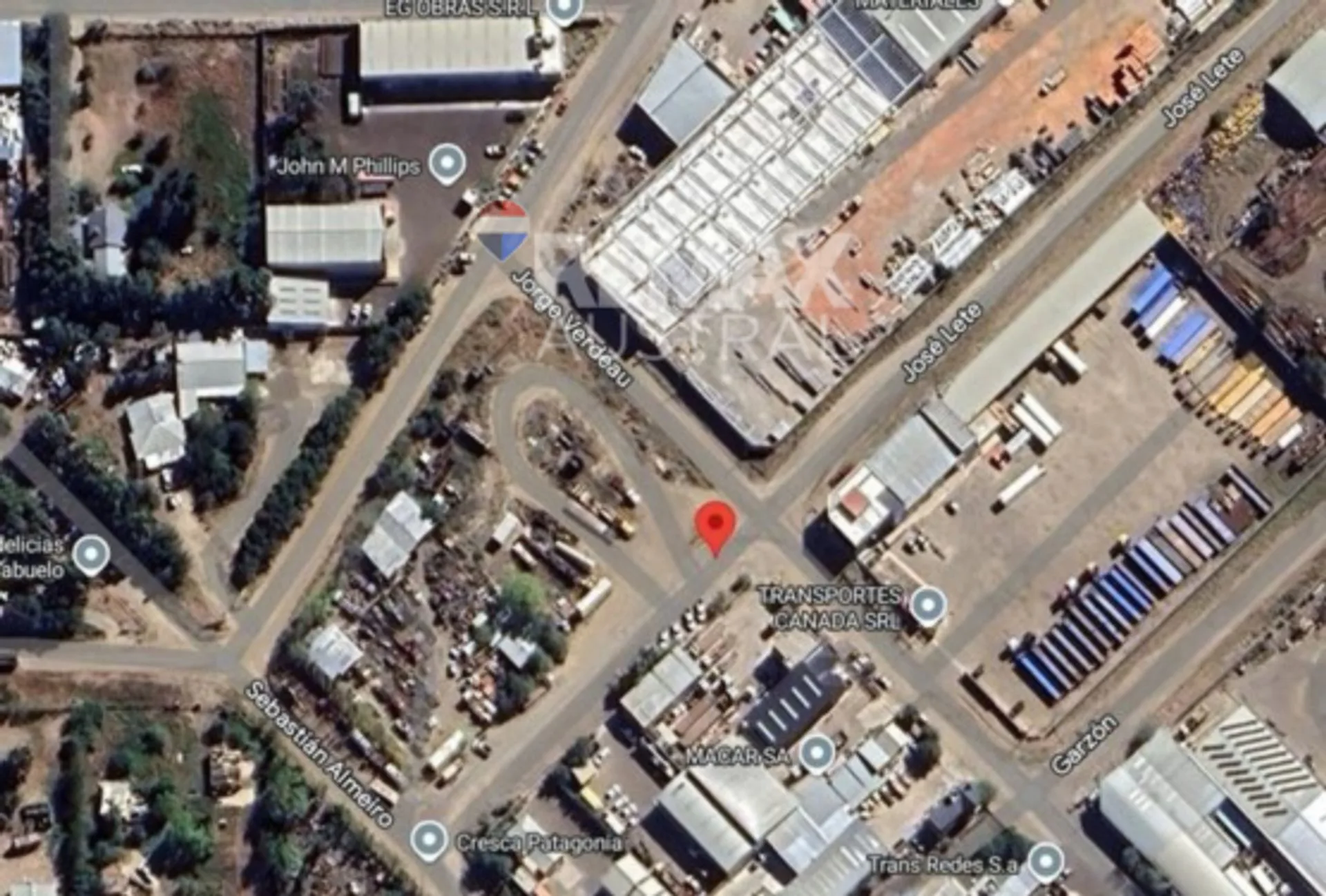LOTE EN ESQUINA BARRIO INDUSTRIAL