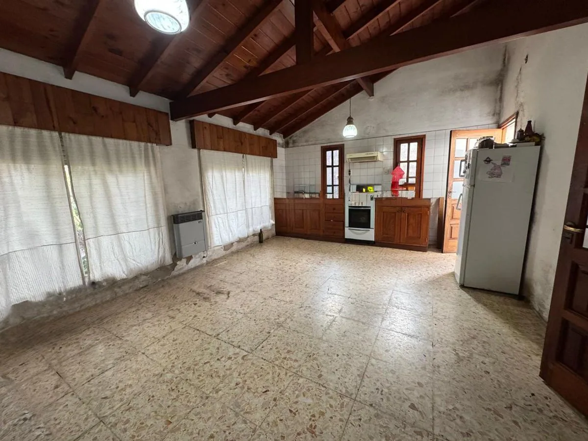 TEMPERLEY CASA RECICLAR 4 AMB. PARQUE LOTE 600 MTS foto 5