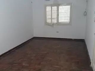 Alquiler Casa 3 dormitorios patio cochera en Colinas de Vélez Sarsfield. foto 5
