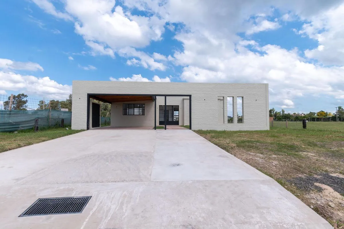 Casa A ESTRENAR de 3 dorm en Country La Reserva foto 3