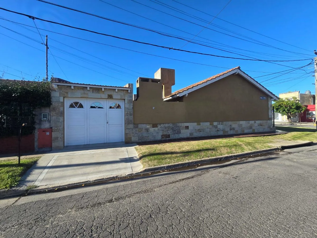 VENTA CASA 2 DORMITORIOS EN SAN NICOLAS, Apta Créd foto 3