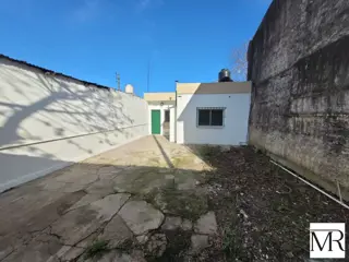 PH tipo CASA al frente con ingreso propio, excelente estado! foto 4