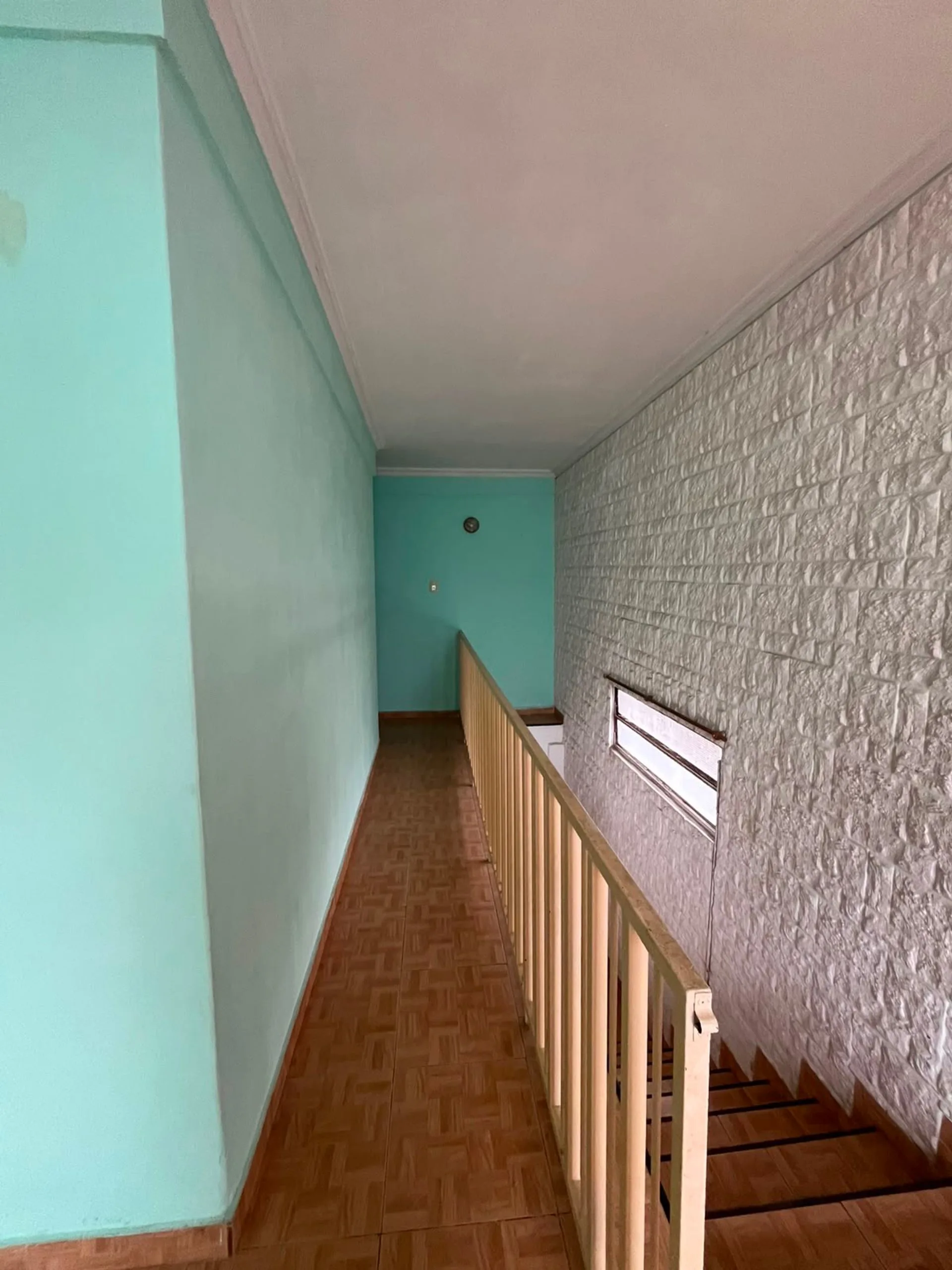 Casa sobre Av. presidente Perón foto 4