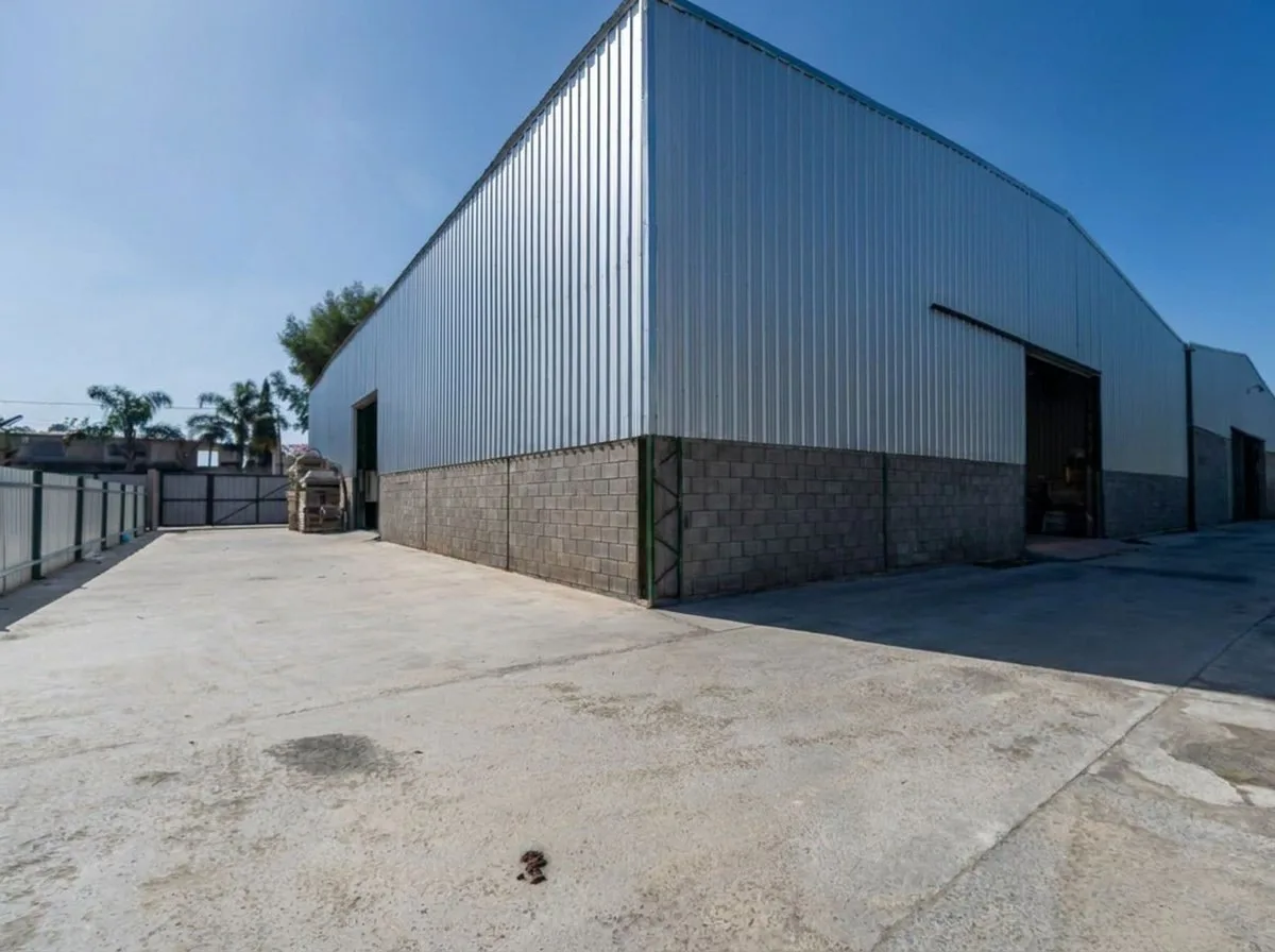 Galpón/Depósito en Venta 1500 m2 Paso del Rey foto 4