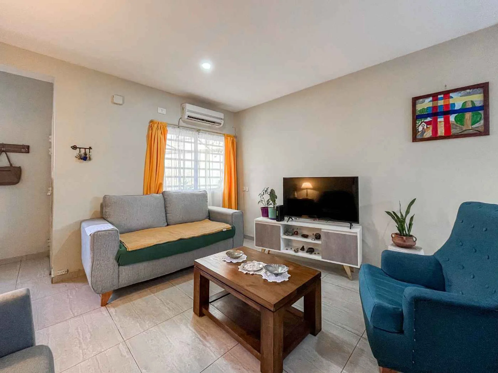CASA 4 AMBIENTES EN VENTA LA PLATA. foto 3