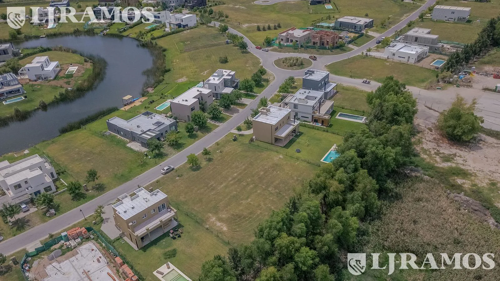 Terreno en  Venta en Naudir Aguas Privadas Lote Interno PG foto 3