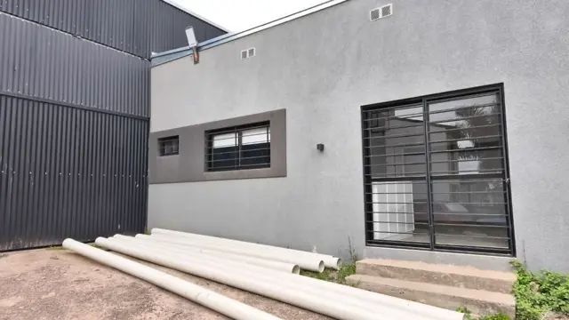 VENTA GALPON CON OFICINAS