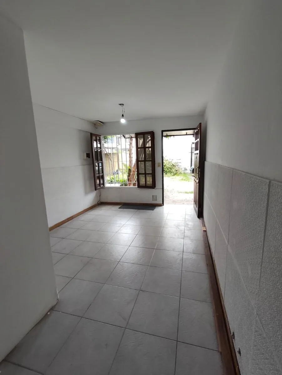 DUPLEX 3 AMBIENTES CON COCHERA EN CASTELAR NORTE foto 5