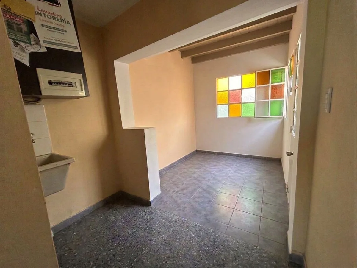 CASA EN PH 3 DORMITORIOS EN VENTA LA PLATA PATIOS foto 3