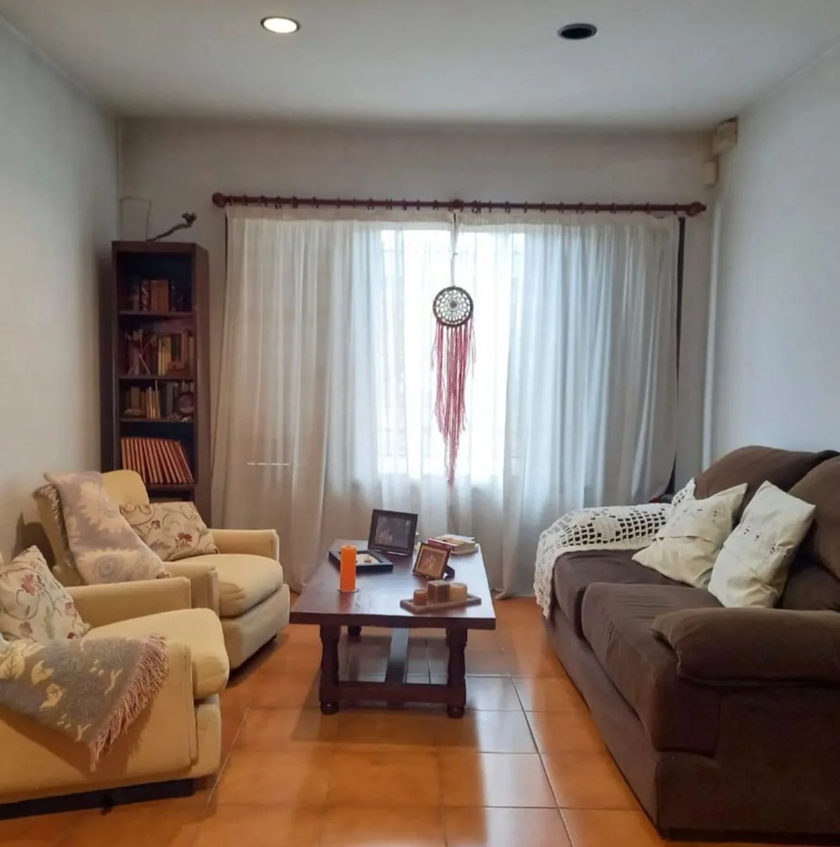 CASA 5 AMBIENTES VENTA  CASTELAR foto 2