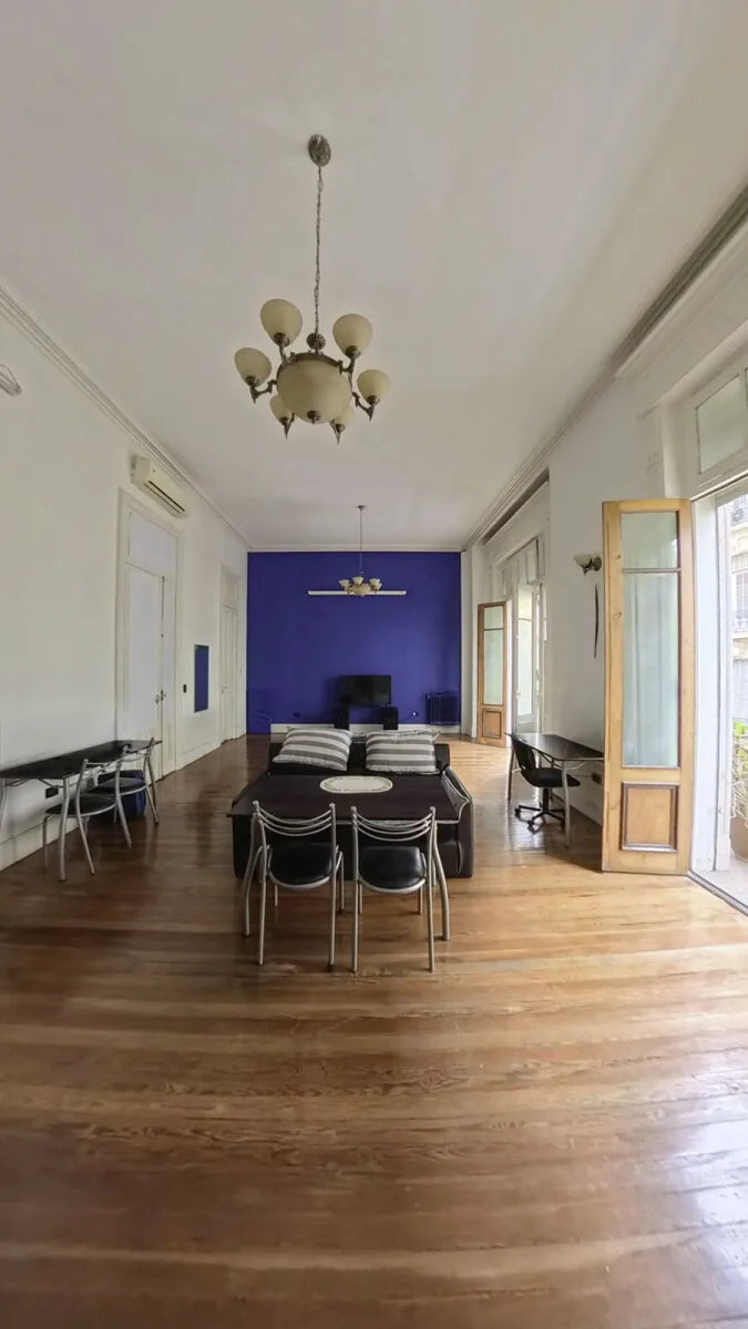 Venta Semipiso Señorial de 230 m² con Balcón, Techos Altos y Gran Potencial foto 4