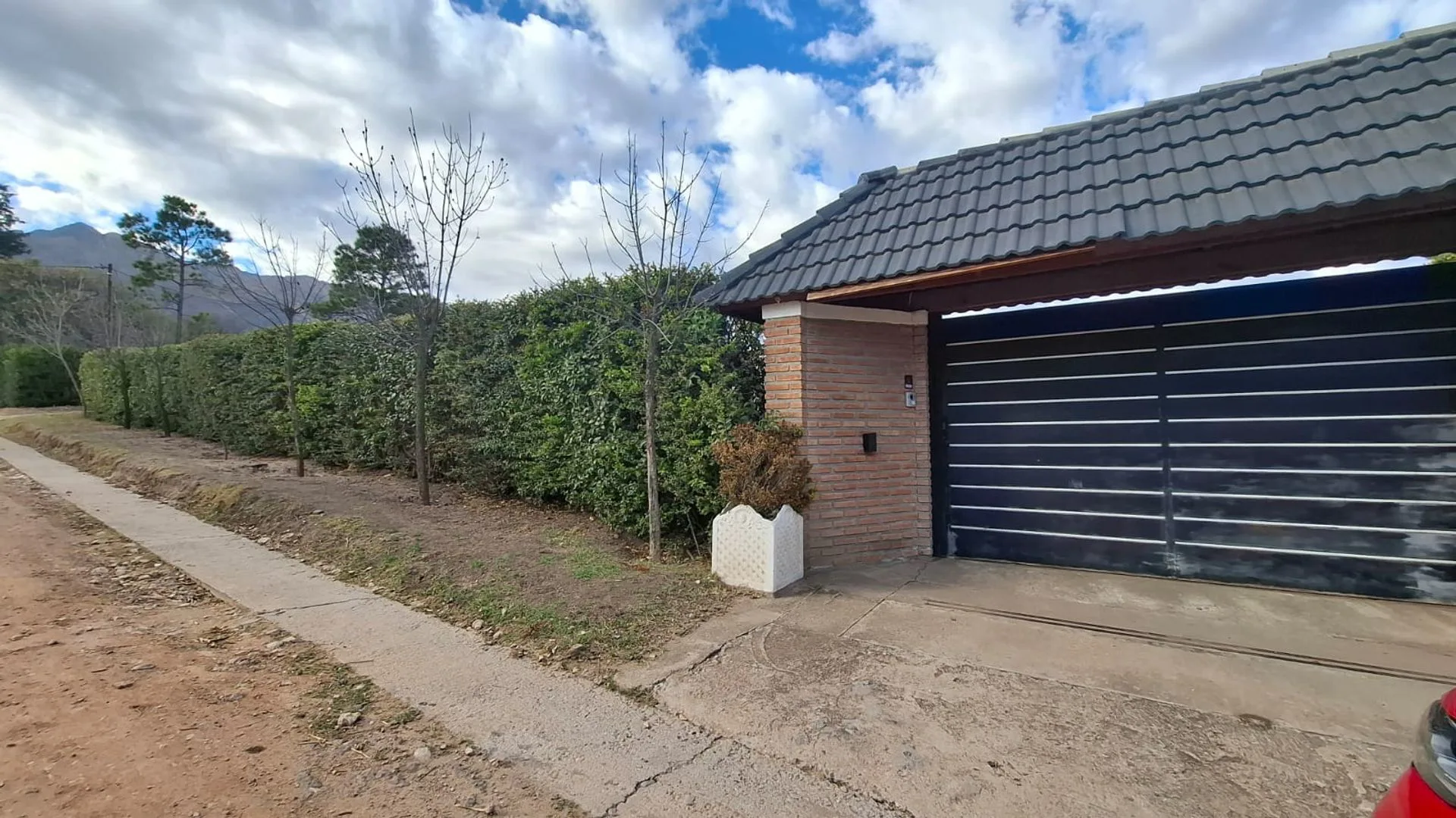 Venta Casa de categoria Los Hornillos lote 2650m2 foto 5