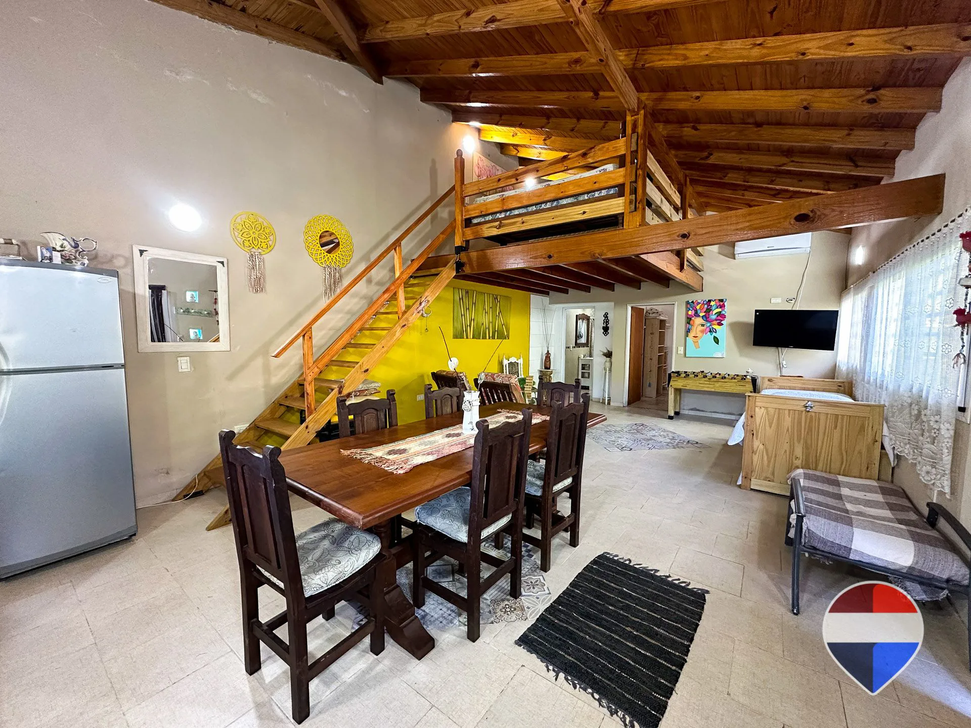 CASA EN VENTA 4 AMBIENTES EN DOMSELAAR CON PILETA foto 3
