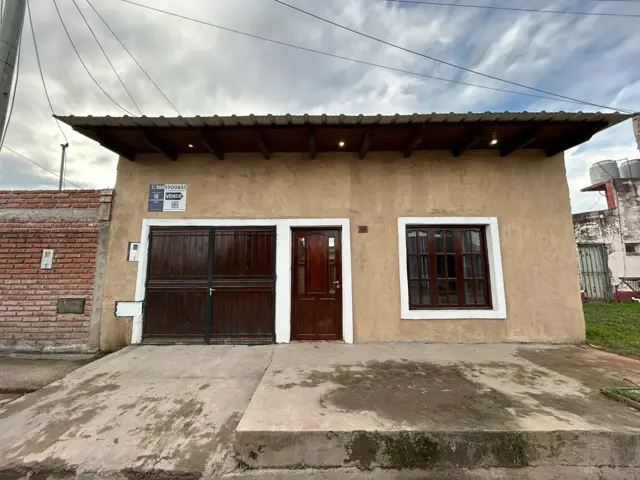 CASA EN VENTA B ALTO COMEDERO