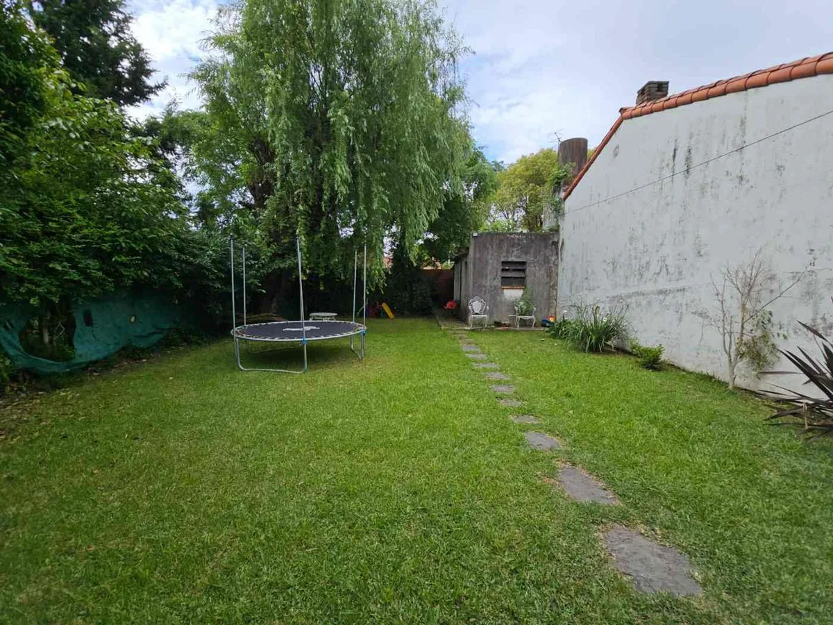 VENTA CASA 5 AMB IDEAL DOS FAMILIAS CASTELAR NORTE foto 3