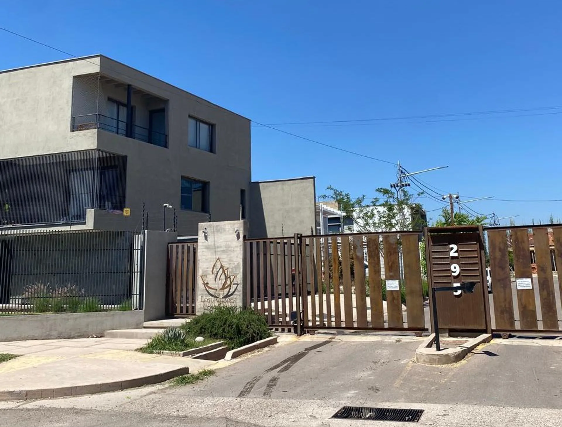 Duplex en Venta en B° Los Agaves Carrodilla Lujan foto 5