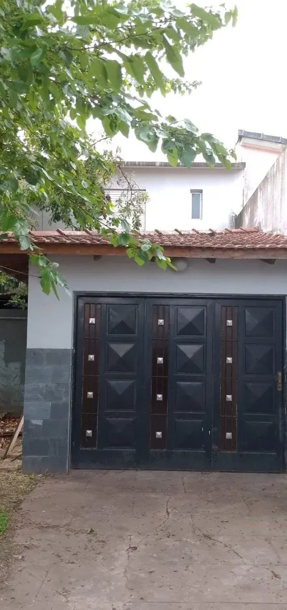 Casa en alquiler en Aldo Bonzi