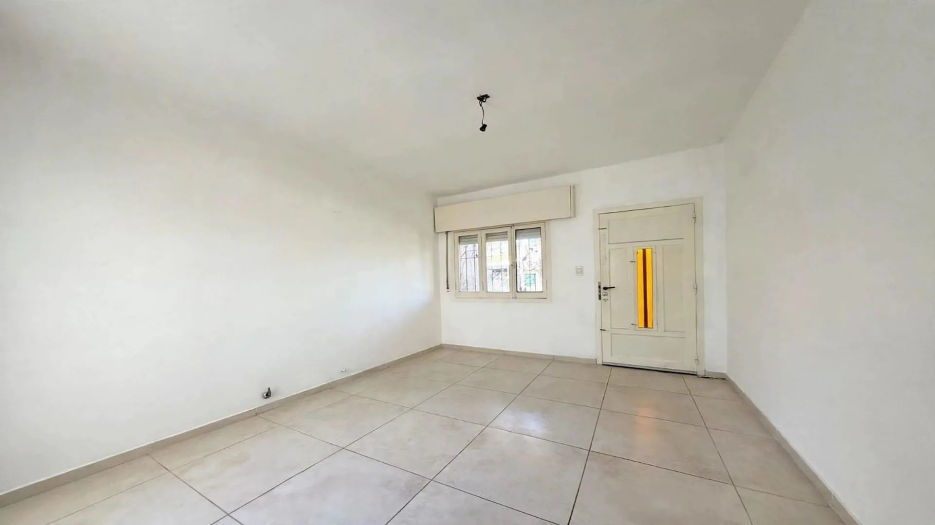 VENTA DE CASA DE 2 DORMITORIOS EN FISHERTON foto 2