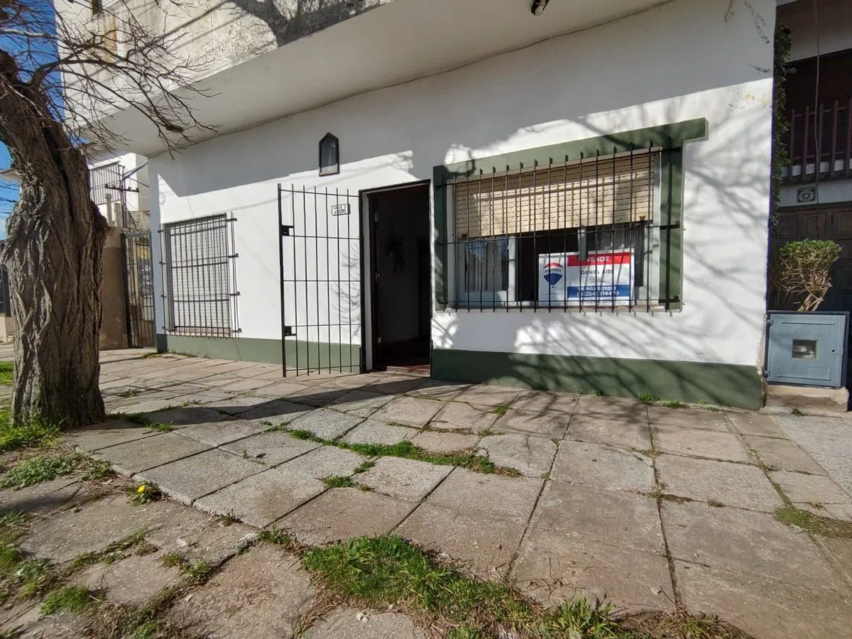 Venta Departamento de 3 ambientes Santa Teresita foto 2