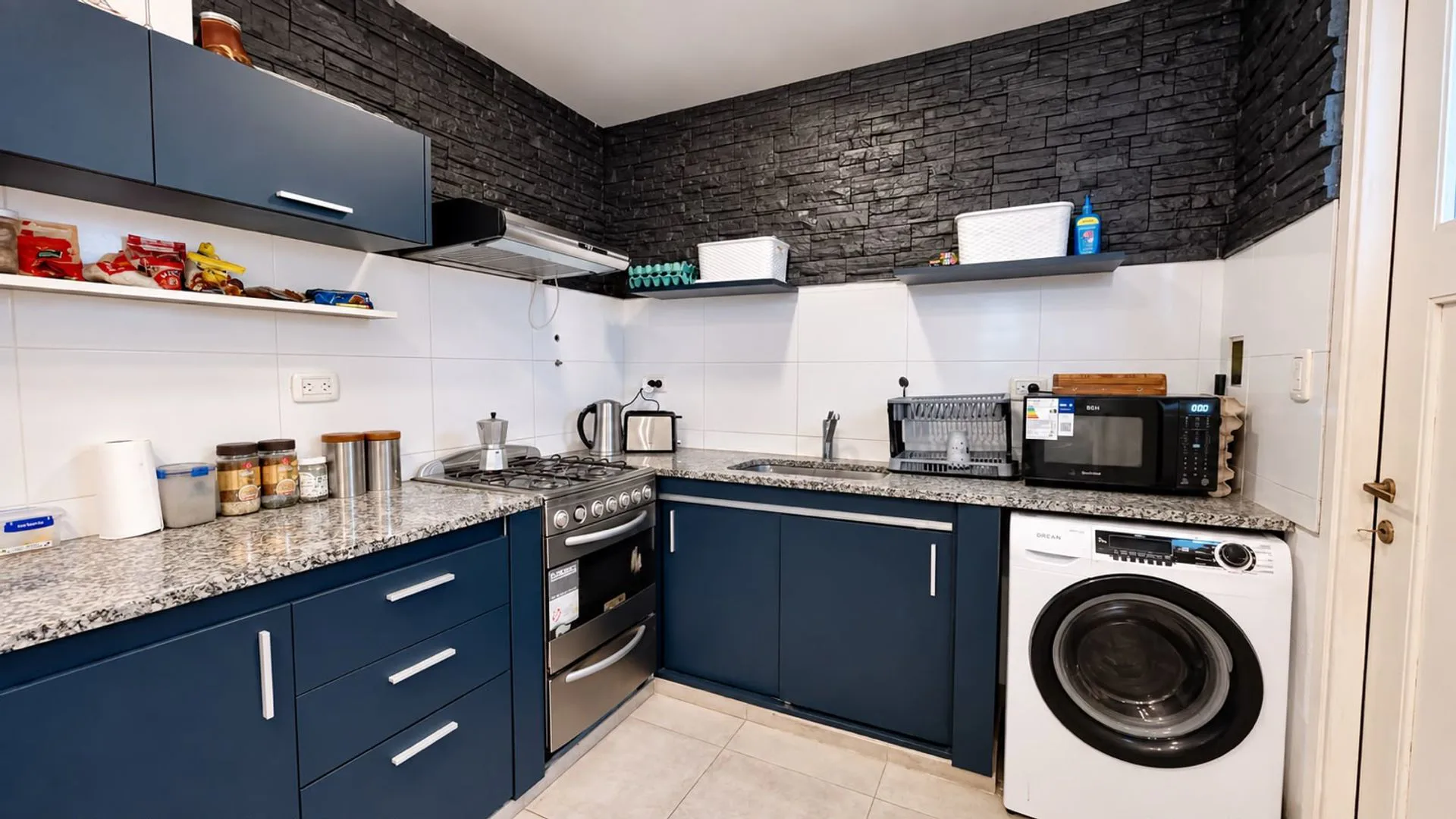 VENTA PH 3 AMBIENTES RECICLADO PATIO CHAUVIN foto 3