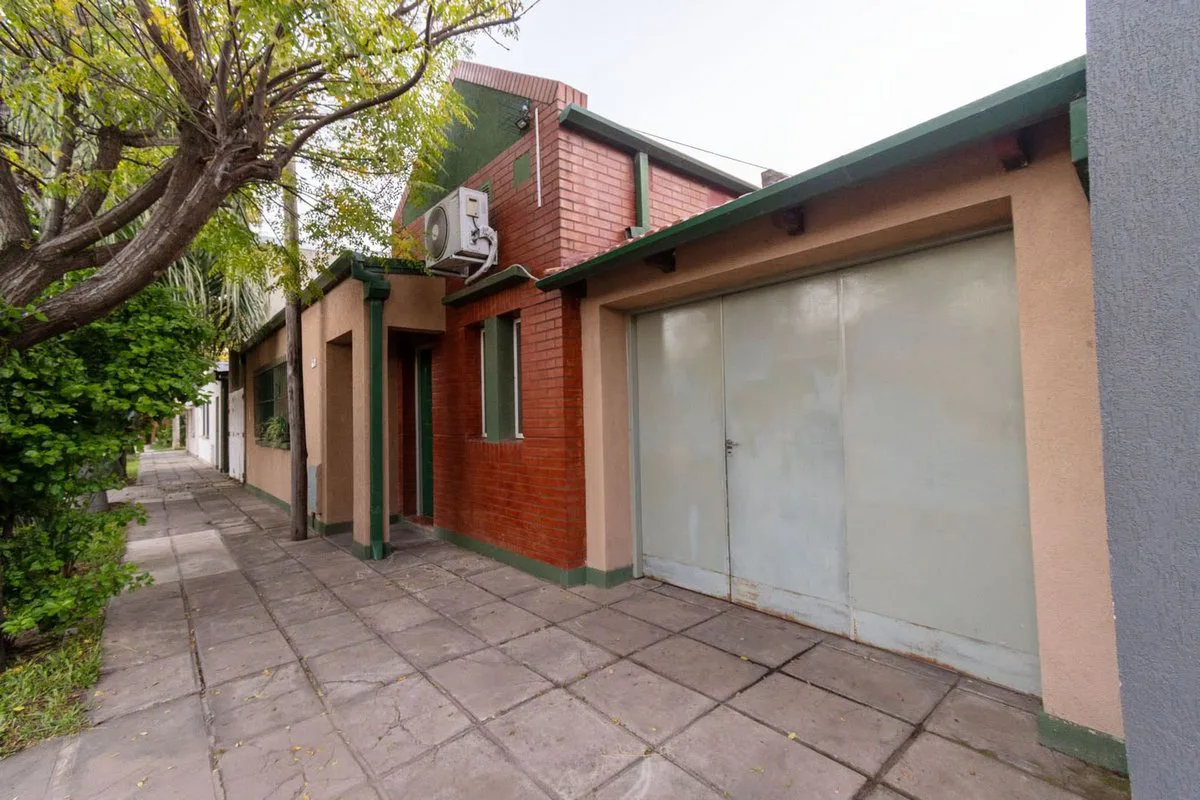 Casa de 3 dormitorios en Barrio UPCN foto 3