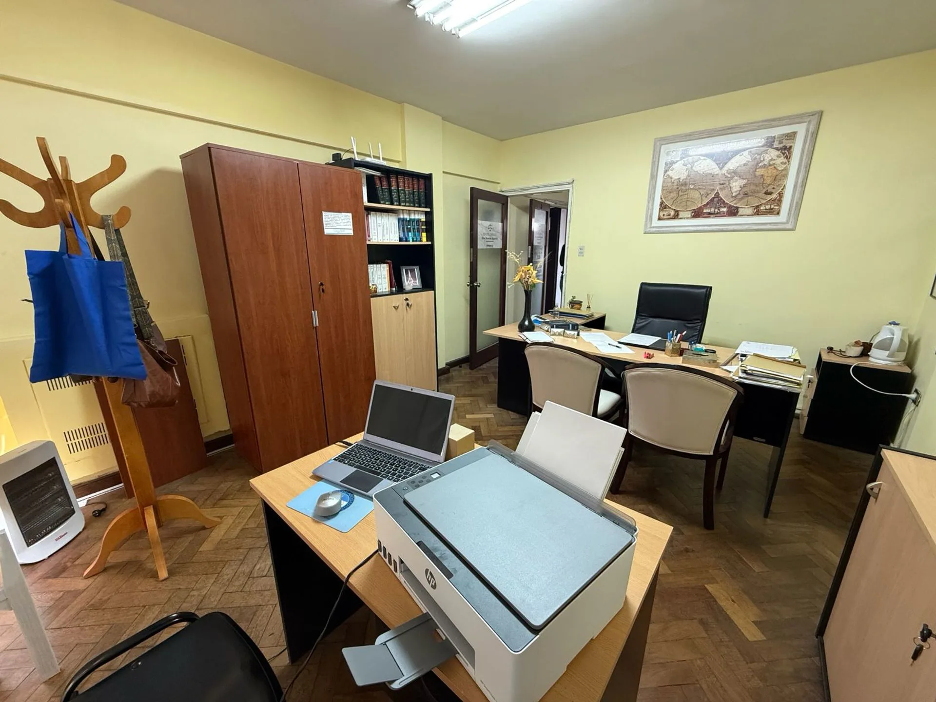 Bloque de 4 oficinas en venta edificio Hermes foto 4