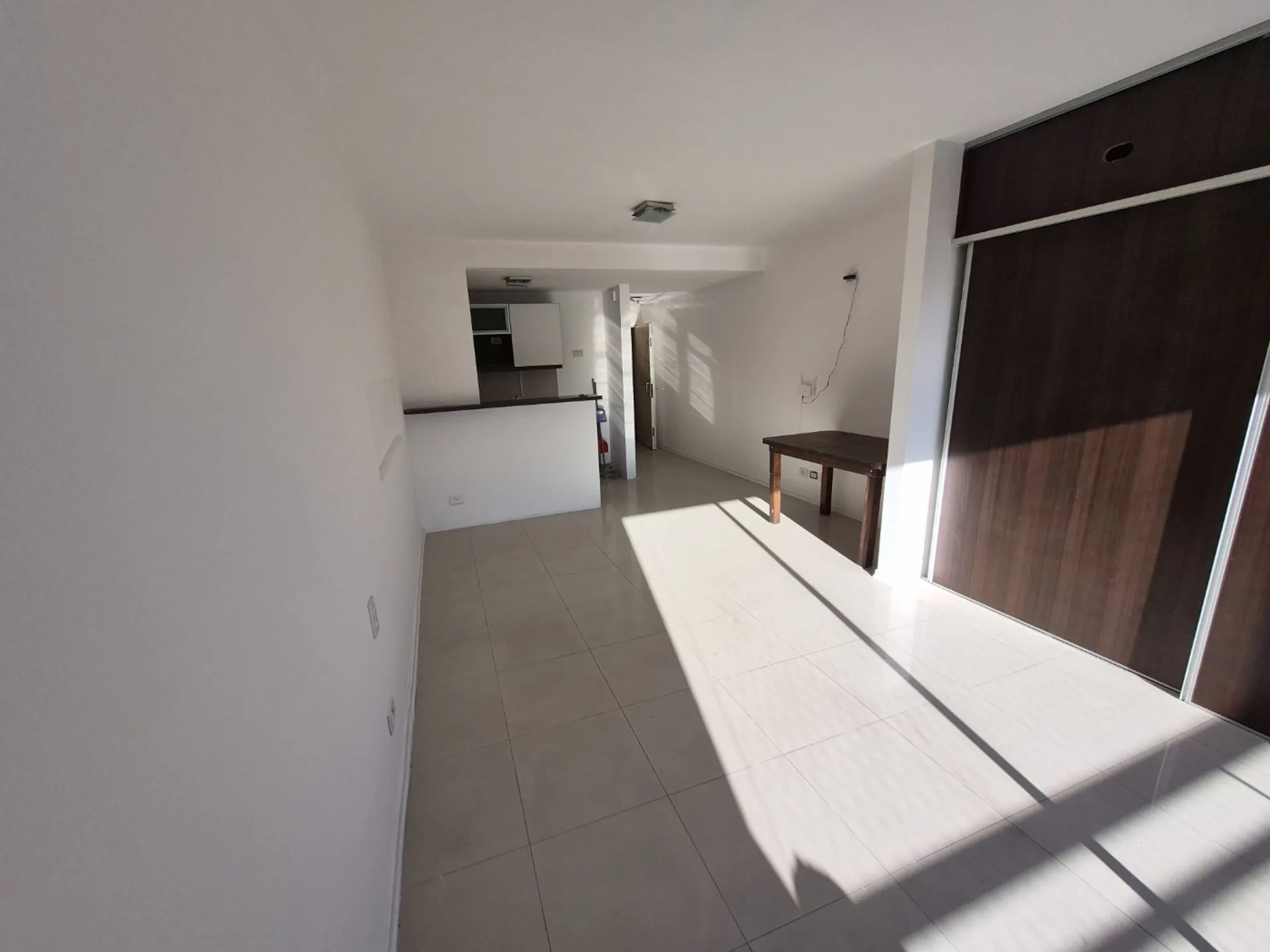 VENTA MONOAMBIENTE CON BALCON EXCELENTE VISTA foto 4