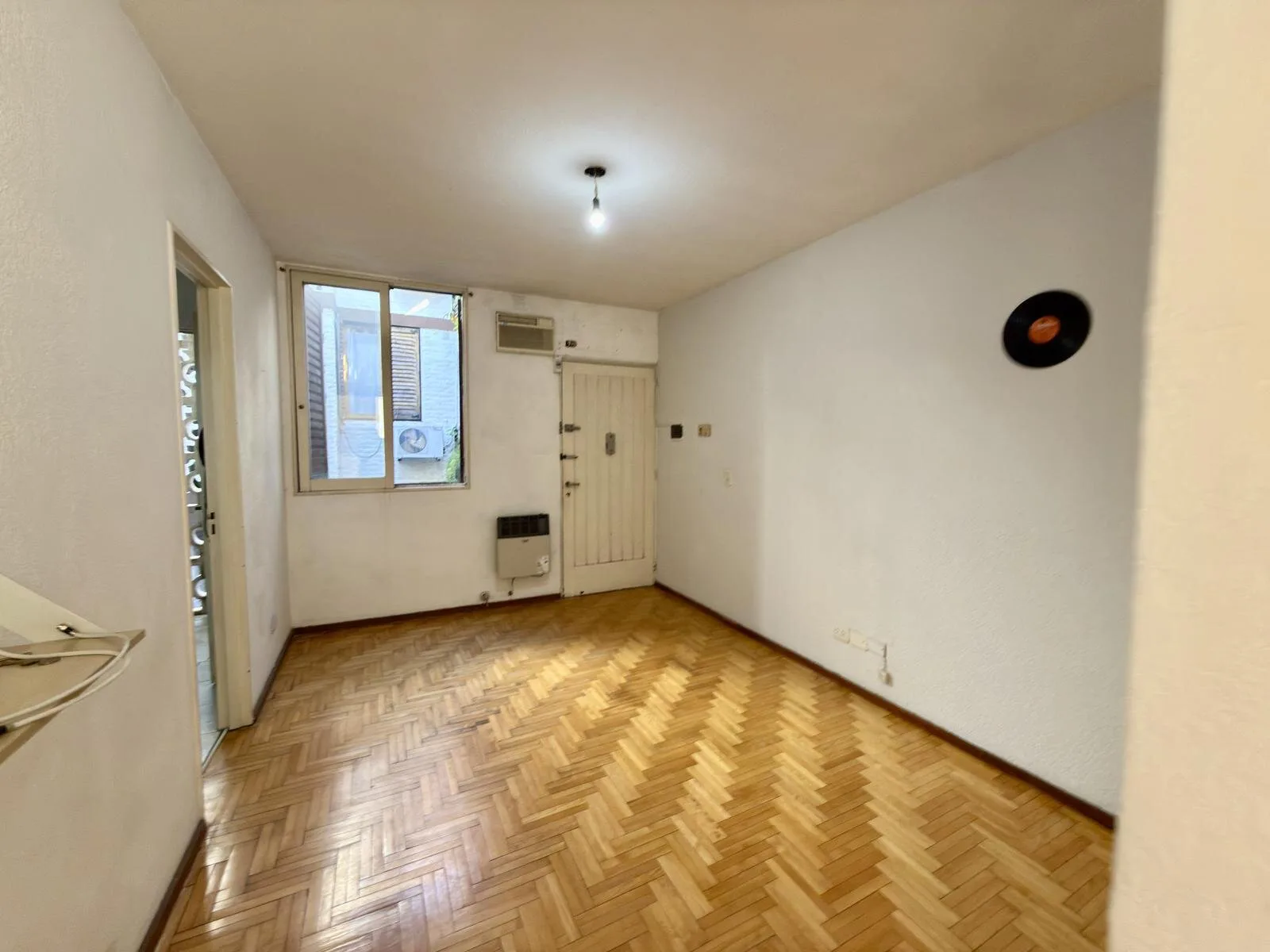 DEPARTAMENTO 2 AMBIENTES A LA VENTA EN EL CENTRO DE RAMOS MEJIA - APTO CREDITO foto 4