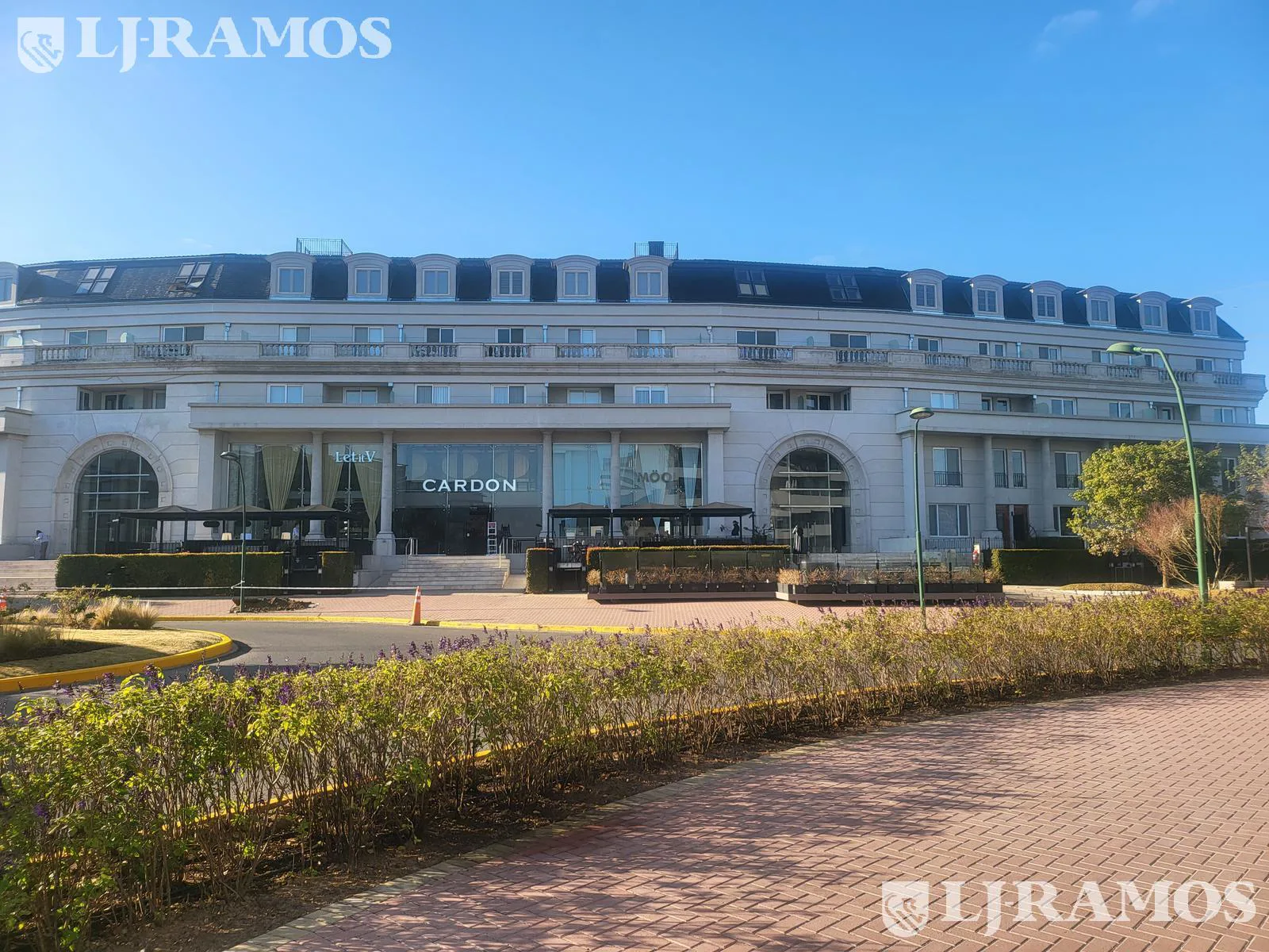 Departamento de 3 amb. resuelto en 2 plantas  en Chateau Del Portal foto 2