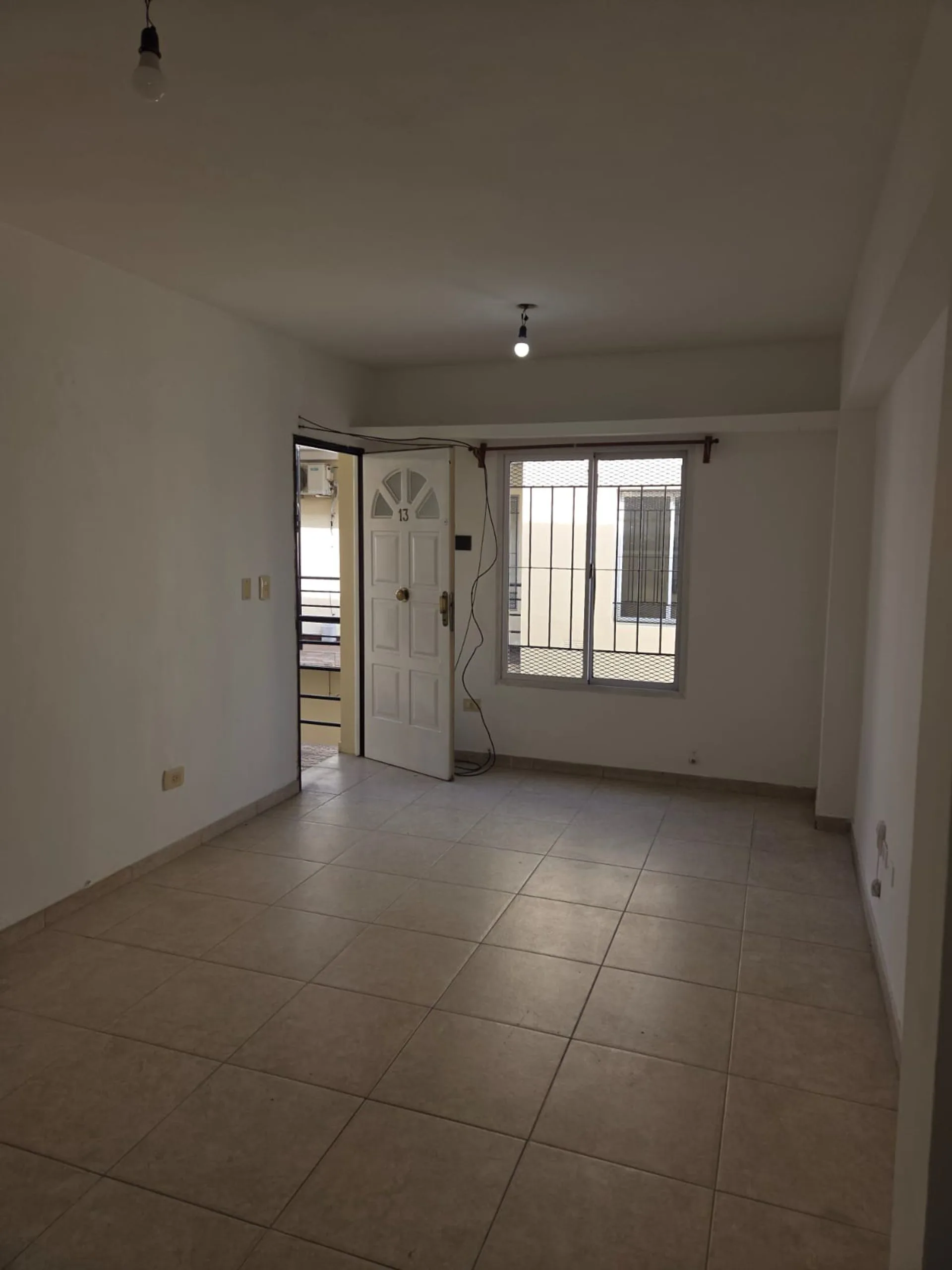 ALQUILER DEPARTAMENTO 2 AMBIENTES EN MORON foto 2