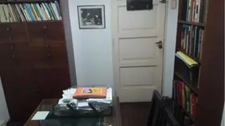Alquilo Consultorio/oficina en BºInglés - A 2 cuadras del Tren foto 1