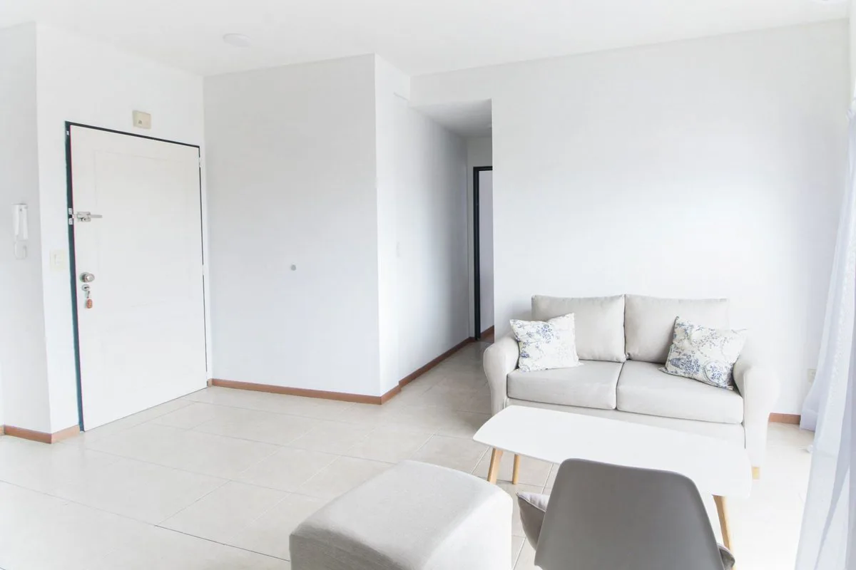 VENTA DEPARTAMENTO DOS AMBIENTES CON BALCON FRENTE foto 3