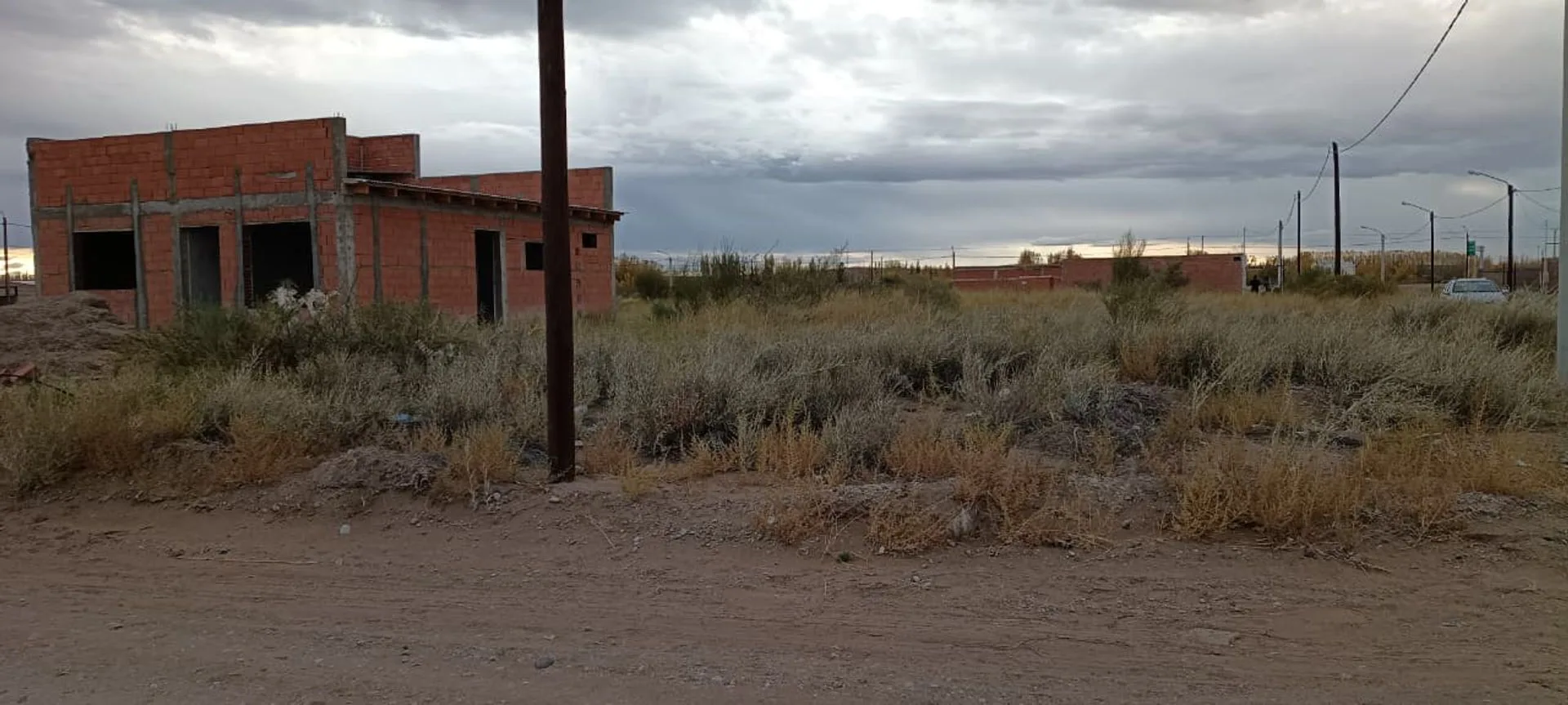 Lote en Esquina a 200 mts Ruta 22 Senillosa foto 3