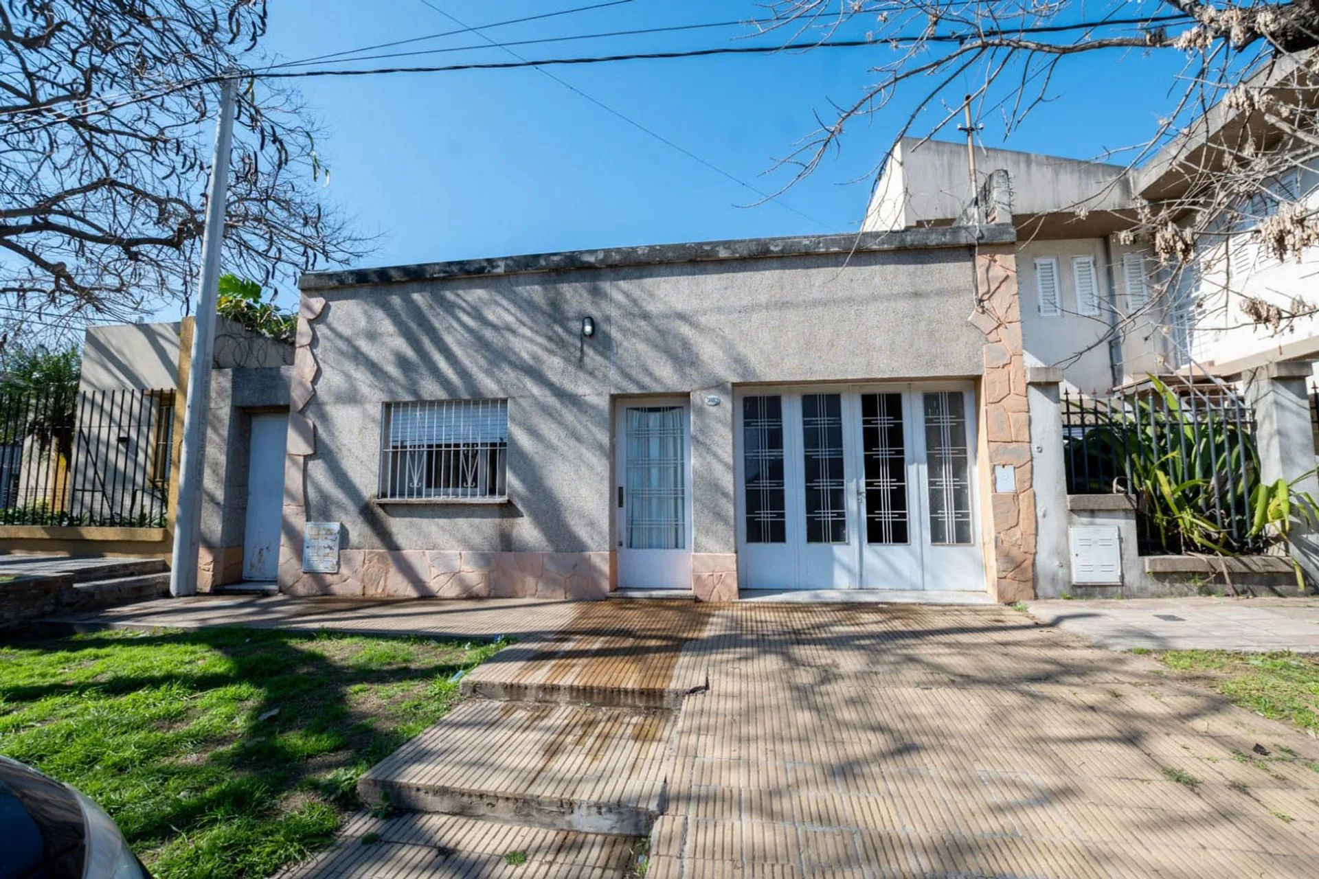 Remax vende casa APTA A CREDITO foto 2