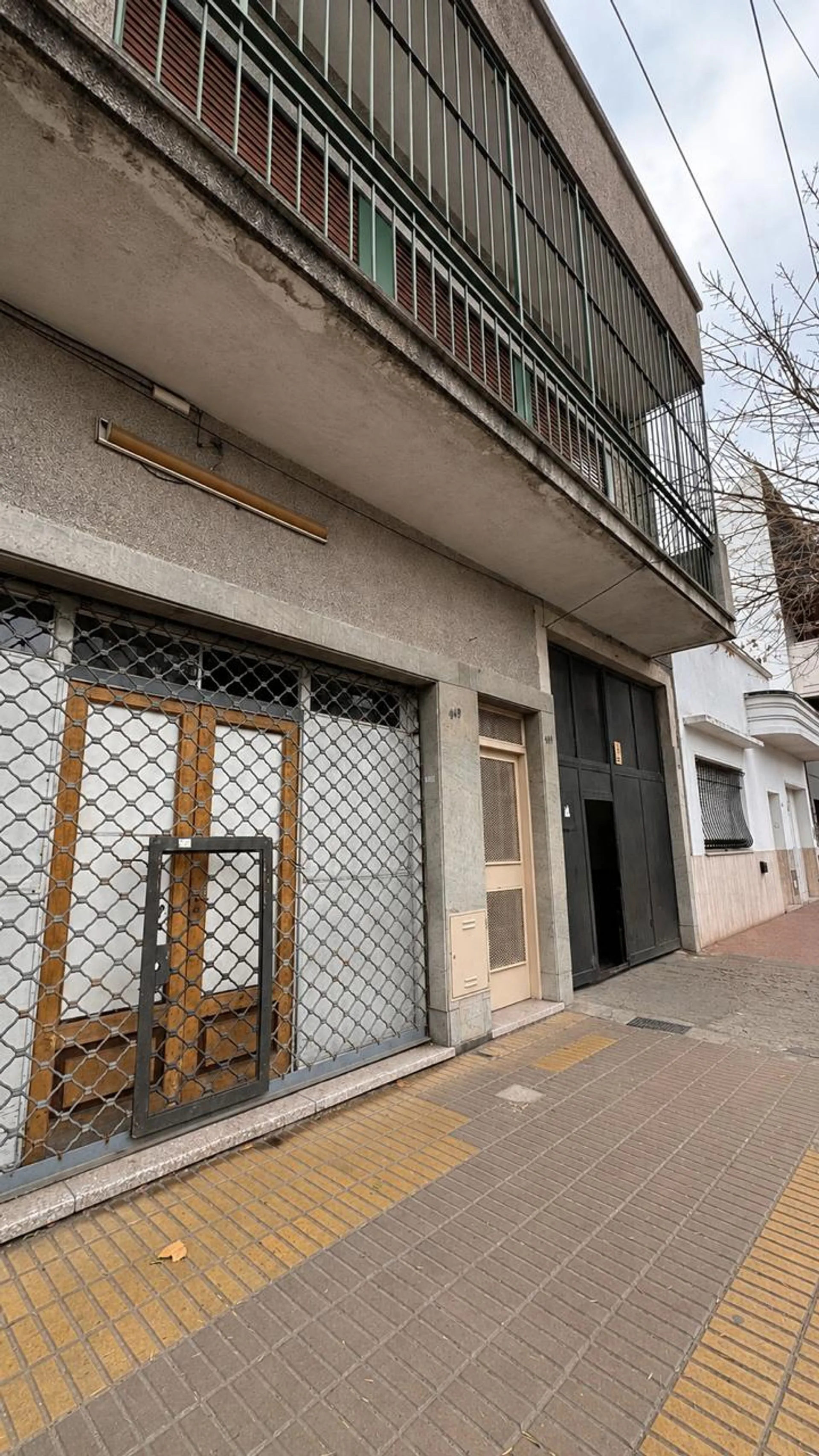 VENTA GALPON DEPOSITO CON LOCAL COMERCIAL foto 5