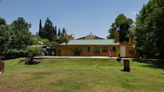 Vivienda de 3 dormitorios con pileta, lindante costa de arroyo foto 4