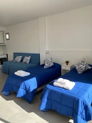 Excelente departamento monoambiente. Amplio, moderno y totalmente equipado foto 3