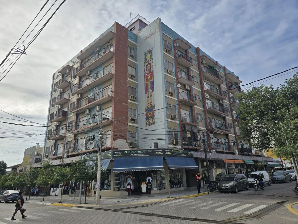 VENTA DEPARTAMENTOS CÉNTRICOS-TERMAS DE RIO HOND0