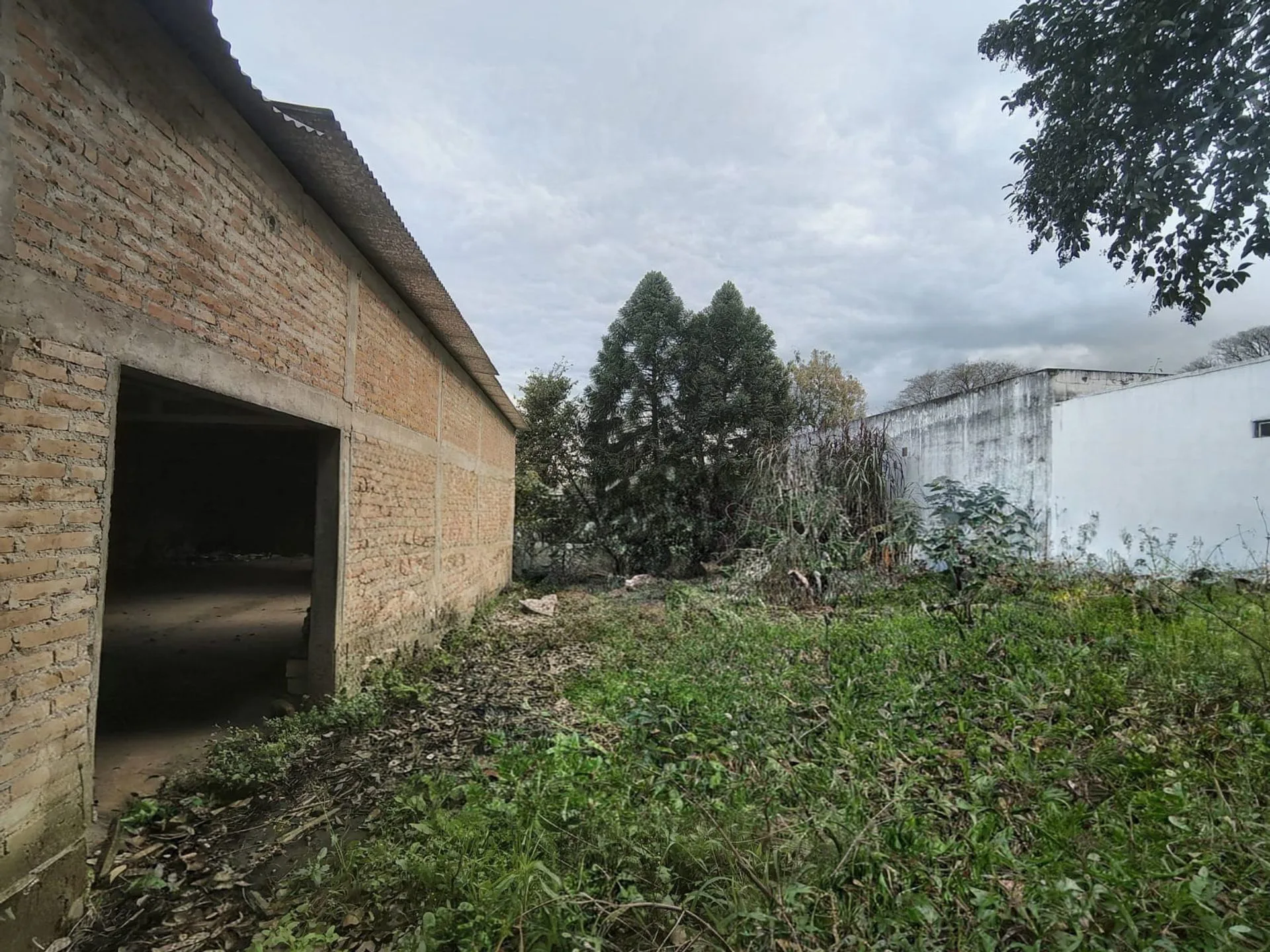 VENTA TERRENO CON CONSTRUCCION - FLEMING 2900 - YB foto 3