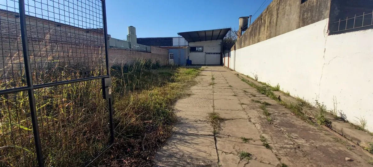 GALPÓN EN ALQUILER – BARRIO BELGRANO foto 2