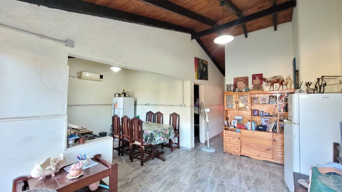 Casa en Venta en Areco, OPORTUNIDAD!