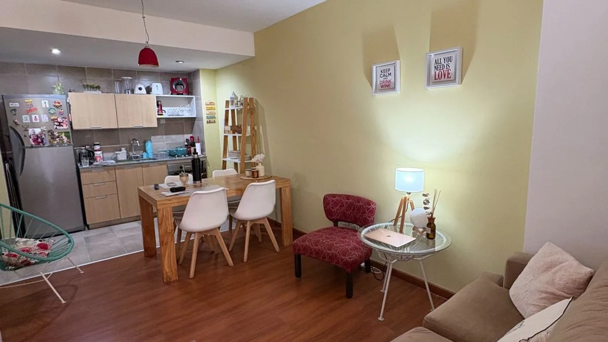 Monoambiente dividido en venta - Luminoso foto 3